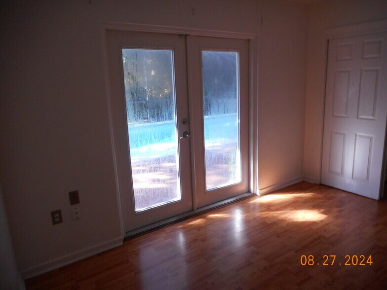 Building Photo - 2517 Osceola Dr