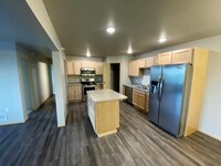 Building Photo - 2 & 3 Bedroom Units Available Now!