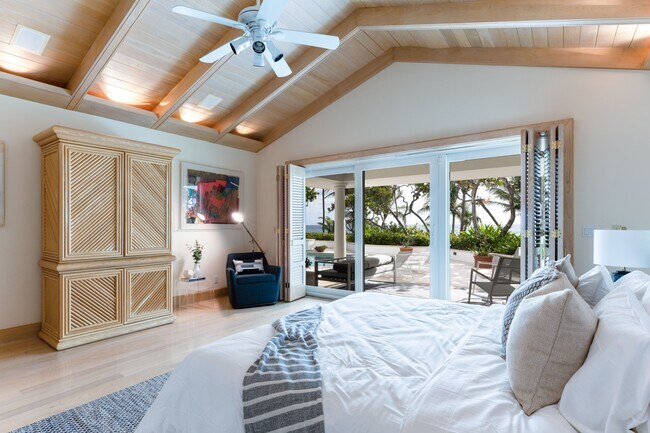 Building Photo - 2999 N Ocean Blvd