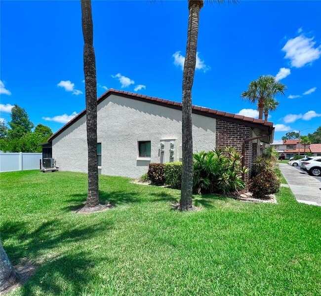 Building Photo - 7360 Ulmerton Rd
