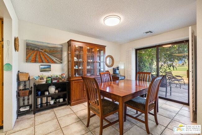 Building Photo - 17 Mission Ct