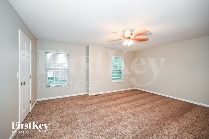 Building Photo - 6176 Fox Run Ln
