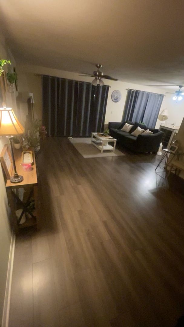 Building Photo - 3 bedroom 2 bath condo at Tuscany Place in...