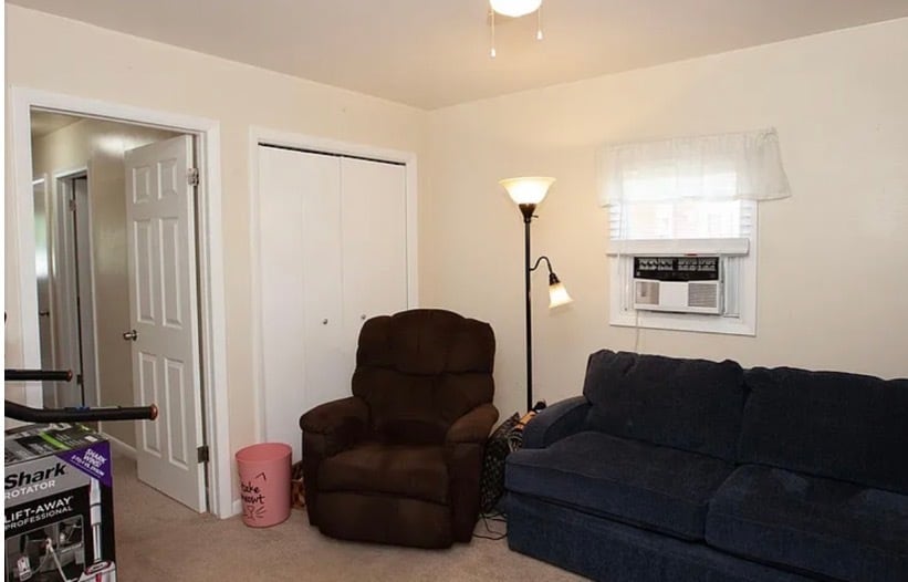 Building Photo - 1416 Adams Cir