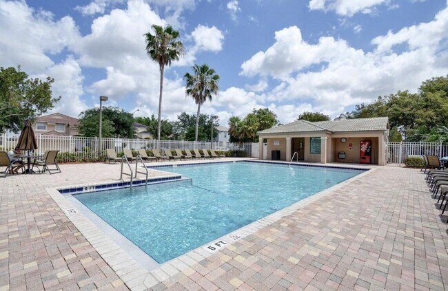 Building Photo - 7553 Greenville Cir