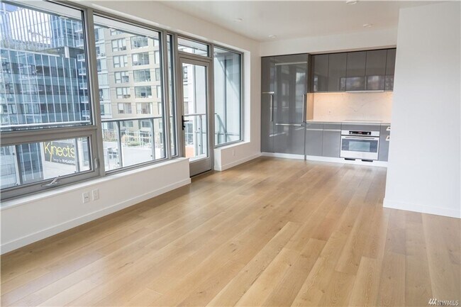 Building Photo - 1Bd/1Ba Seattle Condo