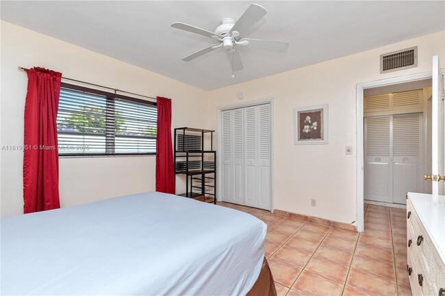 Building Photo - 1050 Atlantic Shores Blvd