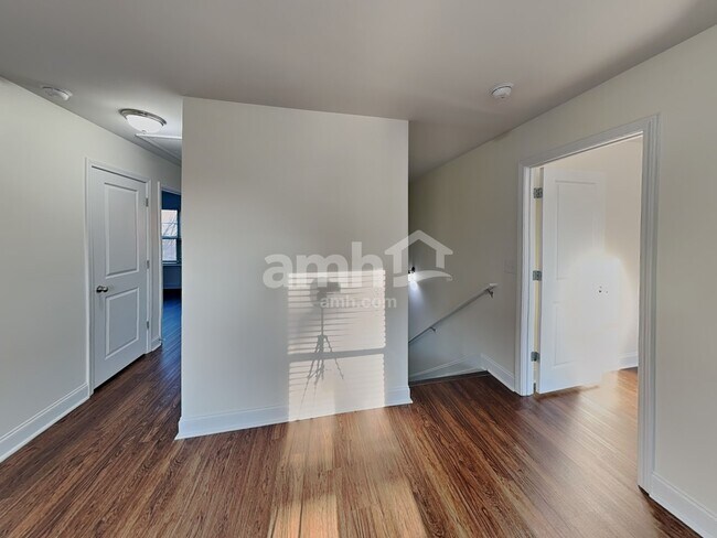 Building Photo - 2615 Beal St