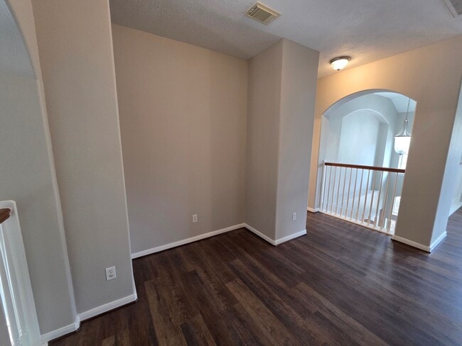 Building Photo - 20782 Oakhurst Trails Dr