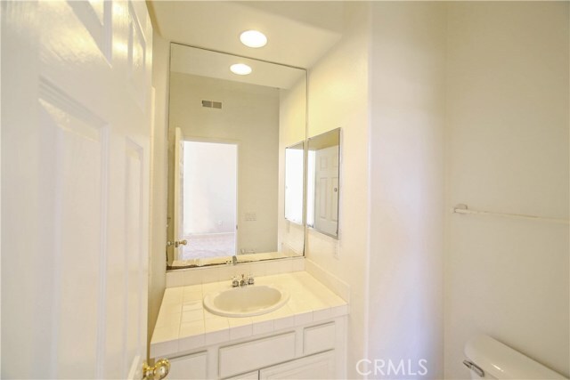 Building Photo - 920 Rio Lindo