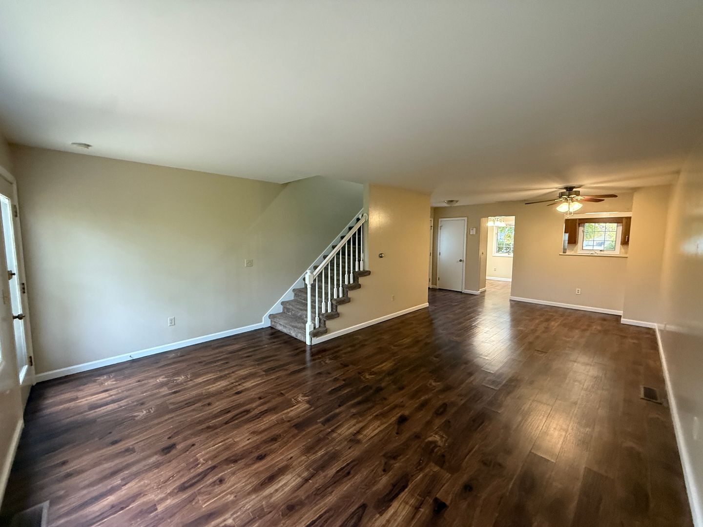 Building Photo - 5722 Bluebird Ct