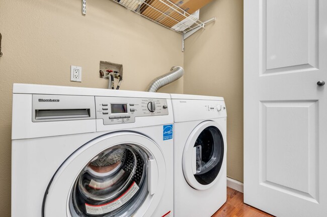 Building Photo - Easy on the Budget, Water/Sewer/Garbage/Pa...