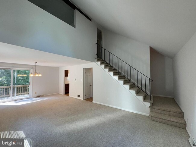 Building Photo - 29080 Autumnwood Dr