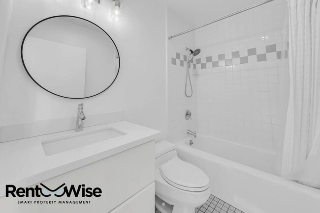 Building Photo - 1776 Sacramento St