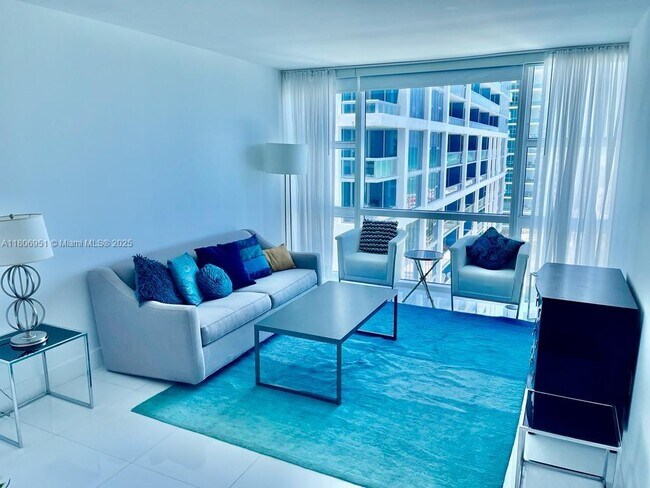 Building Photo - 6801 Collins Ave