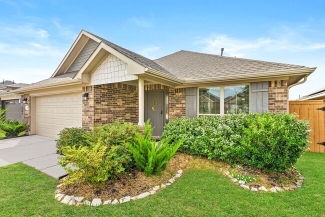 Primary Photo - Beautiful just remodeled from top to botto...