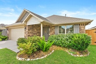 Building Photo - Beautiful just remodeled from top to botto...