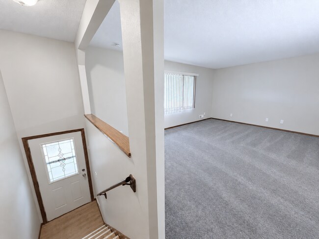 Building Photo - 8820-8822 Griggs Ave