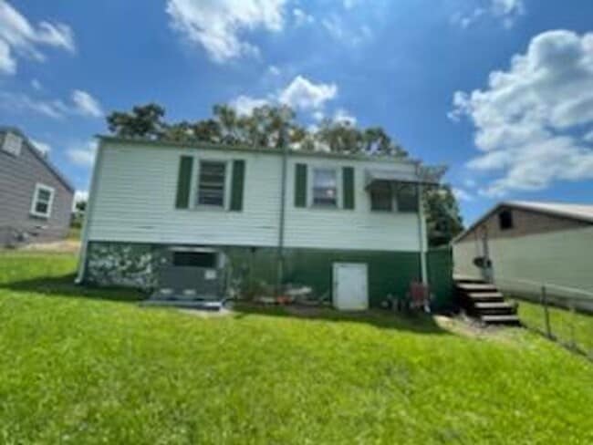 Building Photo - 914 Luttrell St