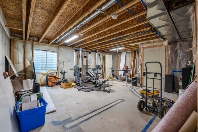 Building Photo - 318 Wren Hill Ln