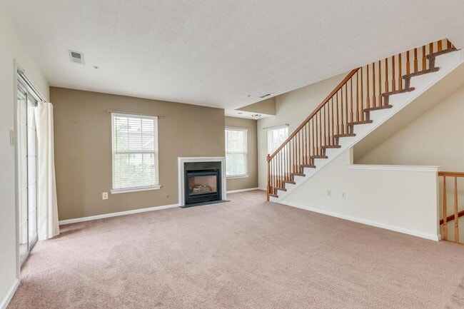 Building Photo - 5806 Riverfront Dr