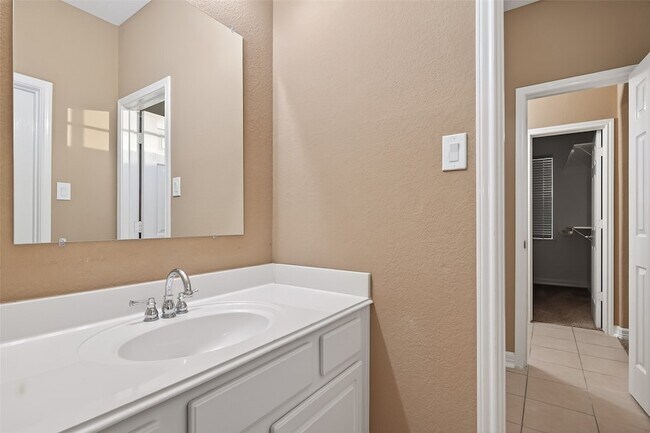 Building Photo - 21103 Falcon Creek Ct