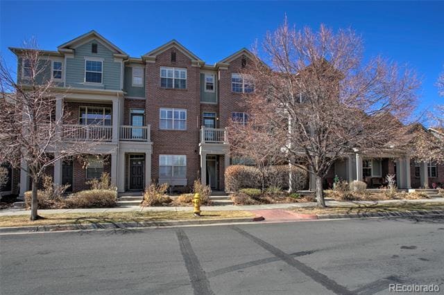 Building Photo - 775 N Roslyn St