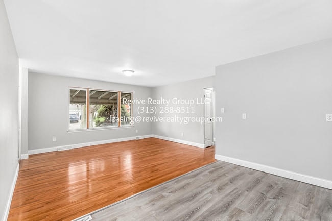 Building Photo - 7223 Mohawk St