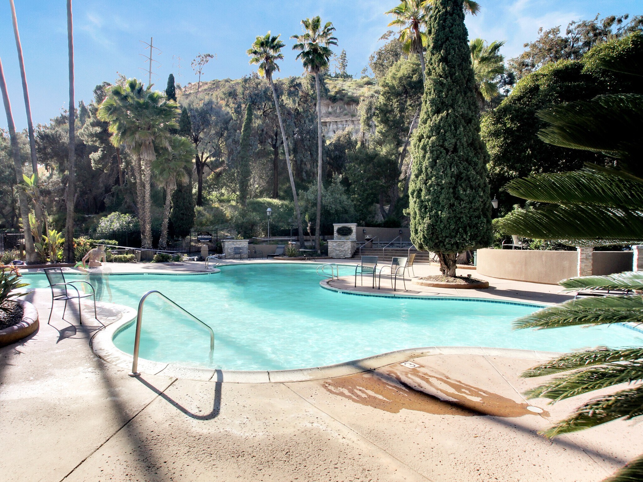 Building Photo - 6314 Friars Rd