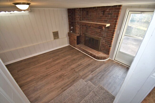 Building Photo - 3BR+bonus room home in North Murfreesboro, one level, Siegel Middle & High!
