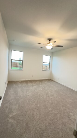 Building Photo - 2108 Angus Dr