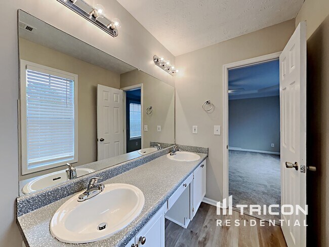 Building Photo - 1454 Glenfield Dr
