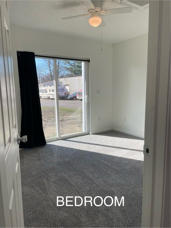 Building Photo - 2505 Delaware St