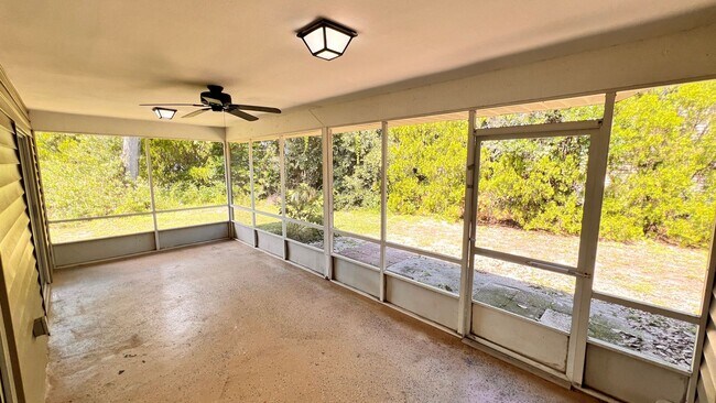 Building Photo - 23 Winding Woods Trail