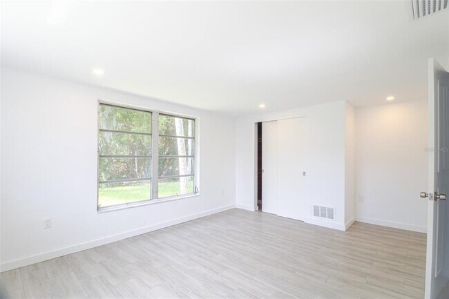 Building Photo - 4416 Rudder Way