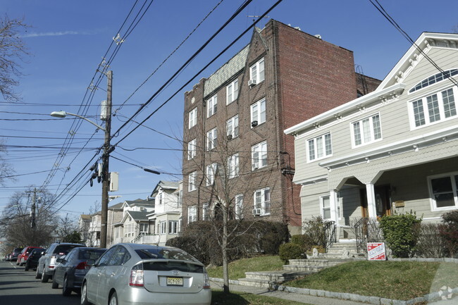 85 - 87 W 32nd St - Mayfair Apartments