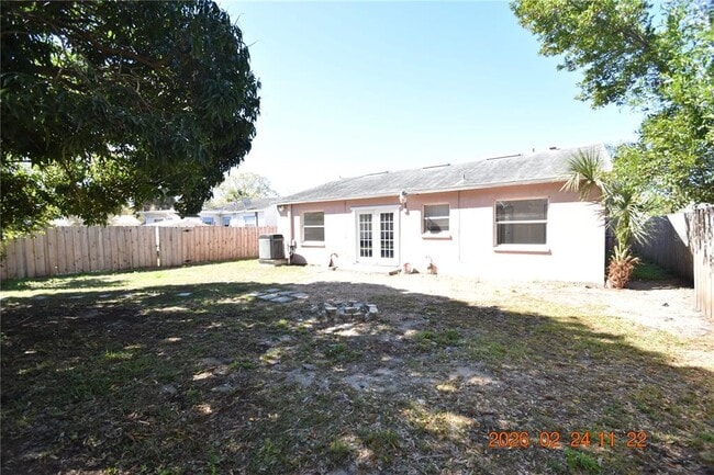 Building Photo - 818 Gray St S