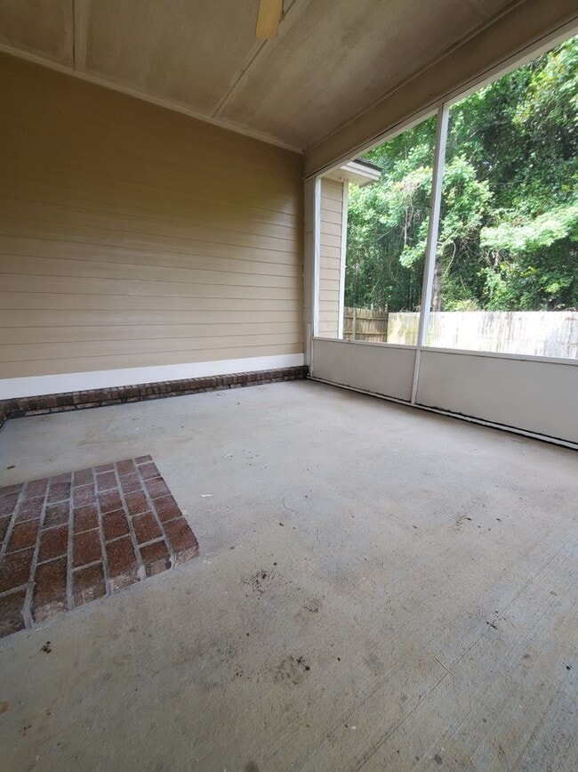 Building Photo - Stunning 3-Bedroom Home in the Heart of Ge...