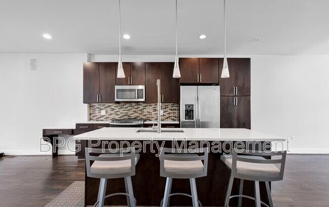 Building Photo - 4122 5th St NW