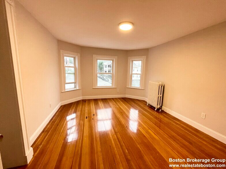 Building Photo - 22 Parker Hill Ave