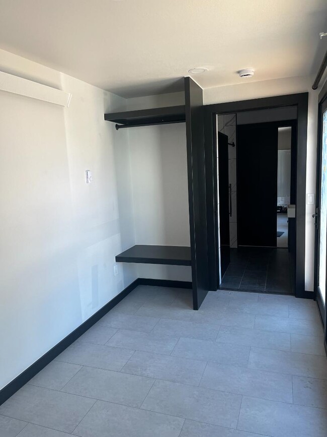 Building Photo - 326 E Arkansas St