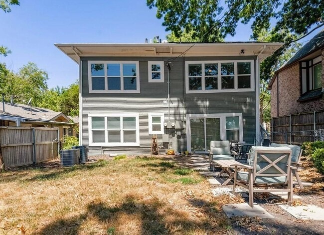 Building Photo - 5634 Willis Ave
