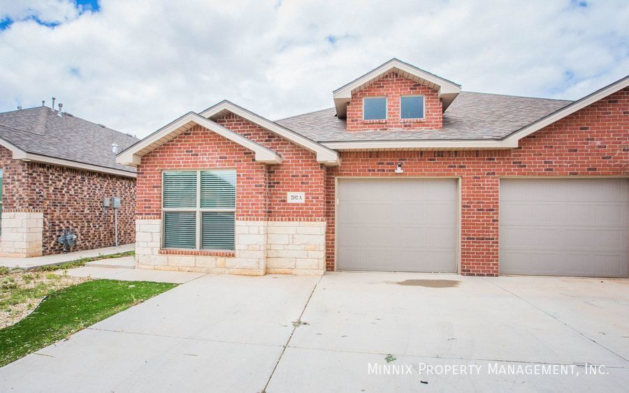 Building Photo - 2102 Langford Ave