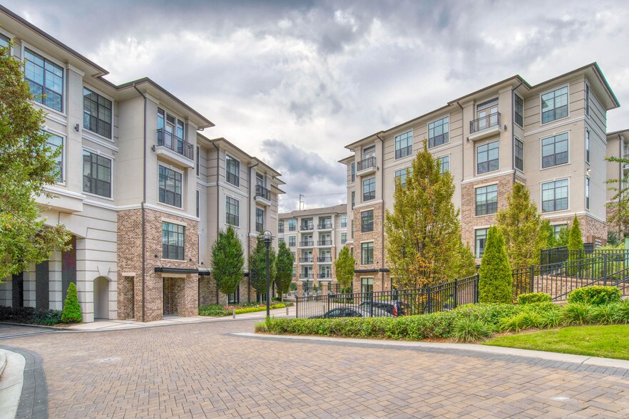 Windsor Chastain 225 Franklin Rd NE Atlanta GA 30342 Apartment Finder