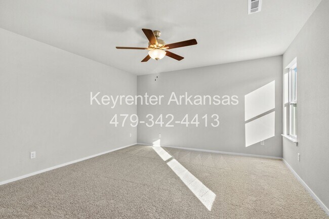 Building Photo - Brand new 3 bedroom, 2 bathroom home in Fayetteville, Arkansas