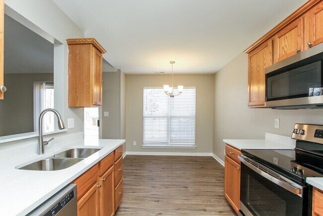 Building Photo - 505 Lisa Carol Dr