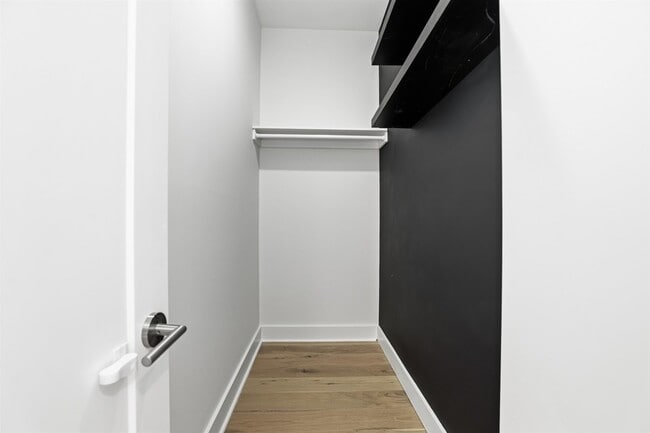 Building Photo - 194 Cambridge Ave