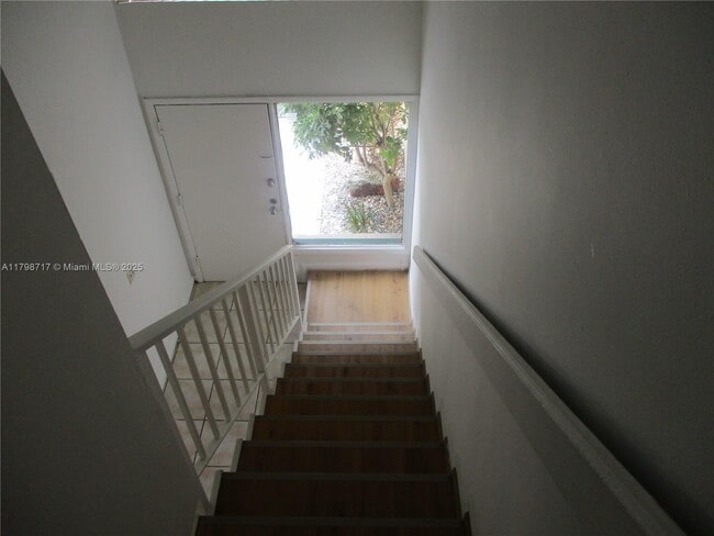 Building Photo - 10832 SW 72nd St