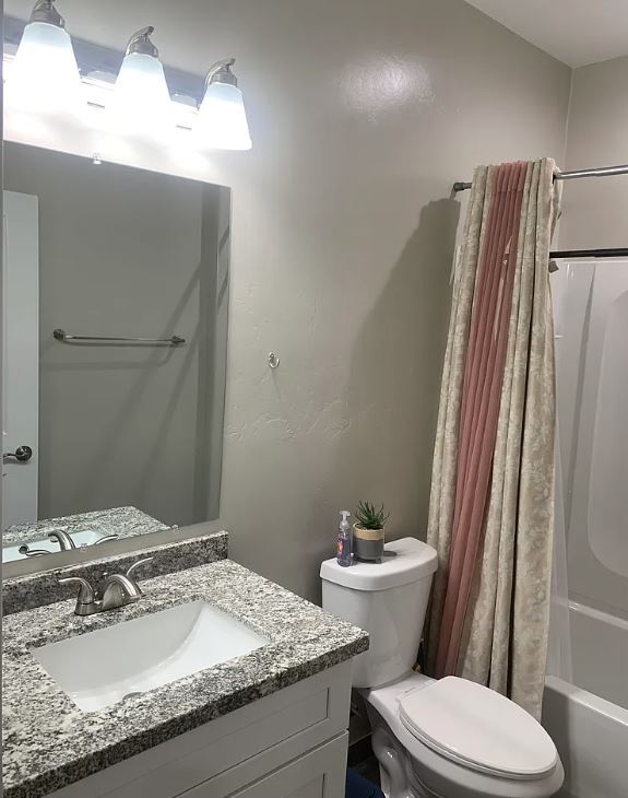 Building Photo - 803 N Van Alstine St