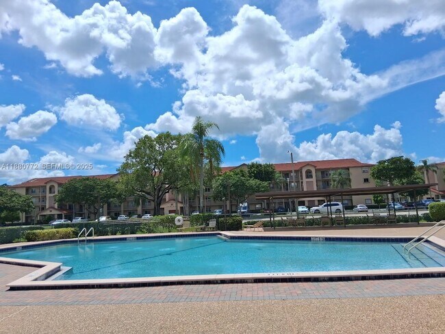 Building Photo - 1100 SW 128th Terrace